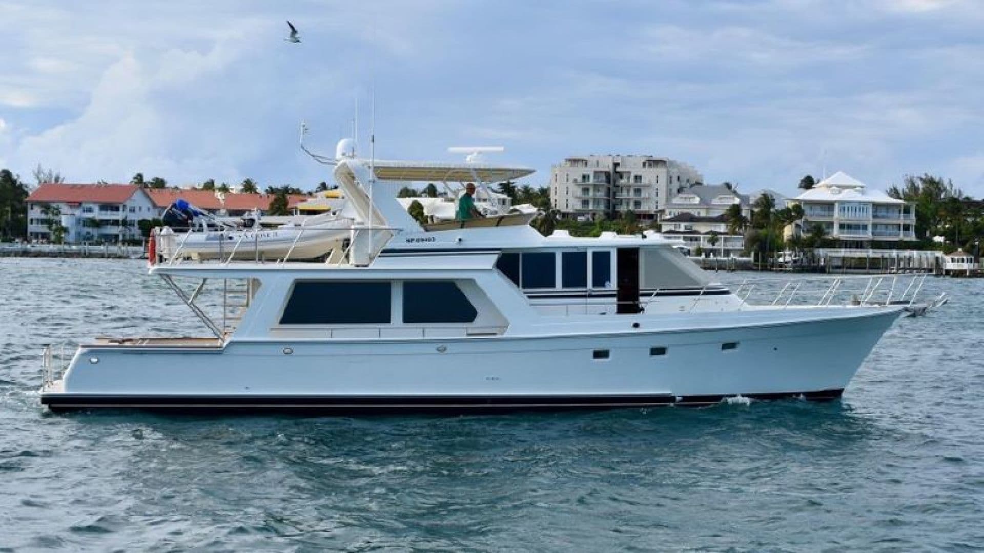 2000 Offshore Yachts