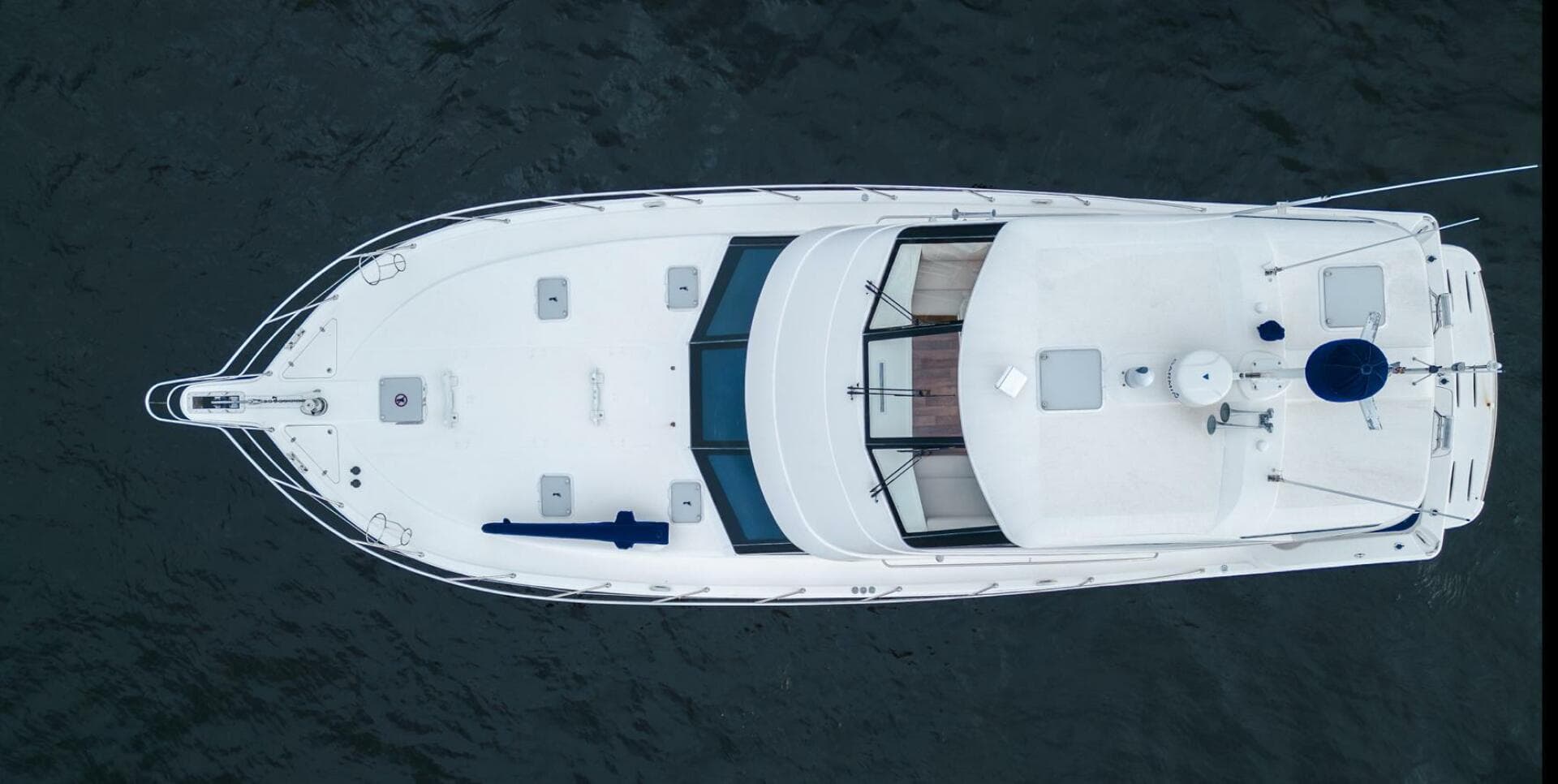2009 Riviera 47 Enclosed Flybridge Series II