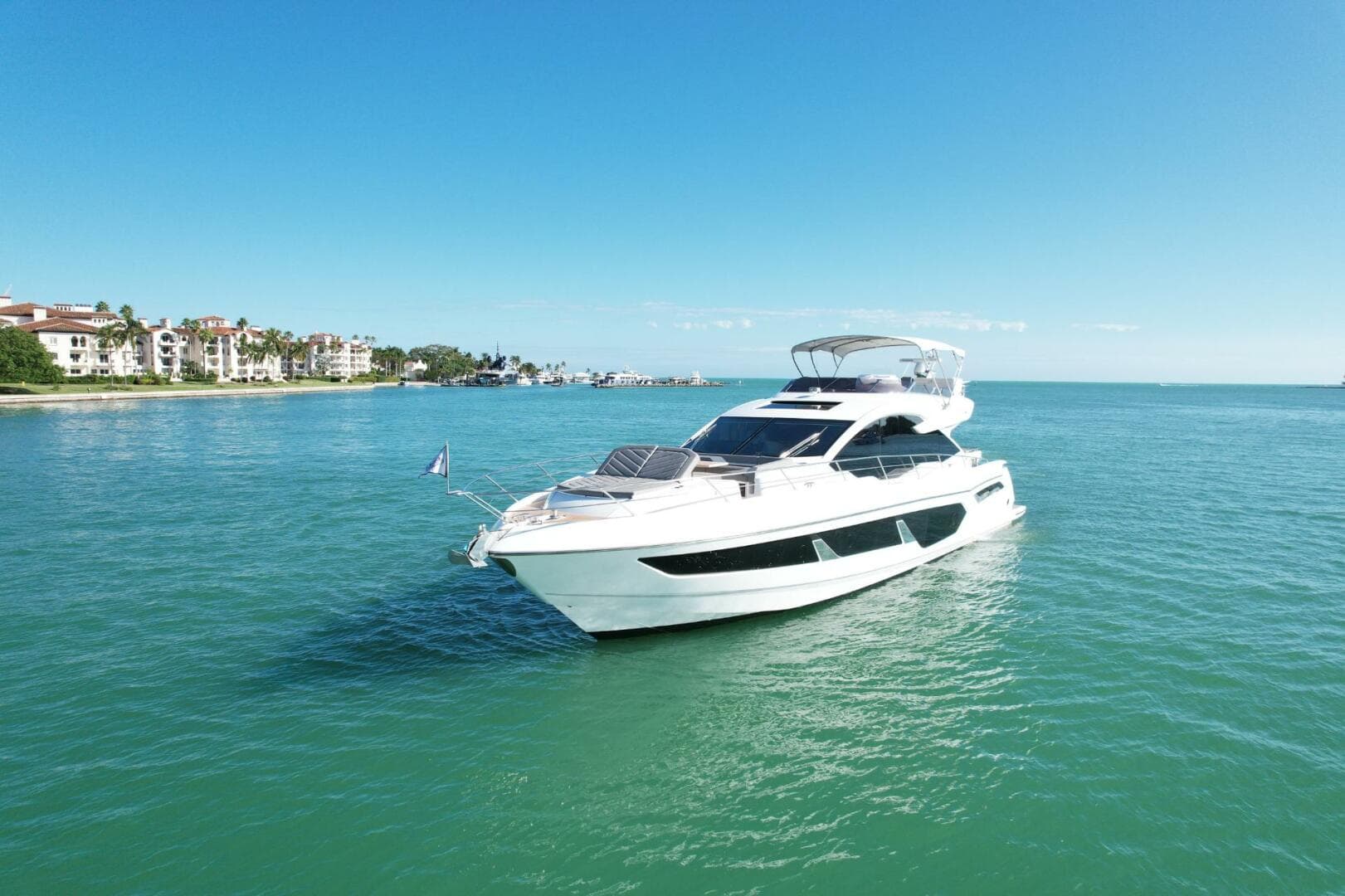 2023 Sunseeker Sport Yacht