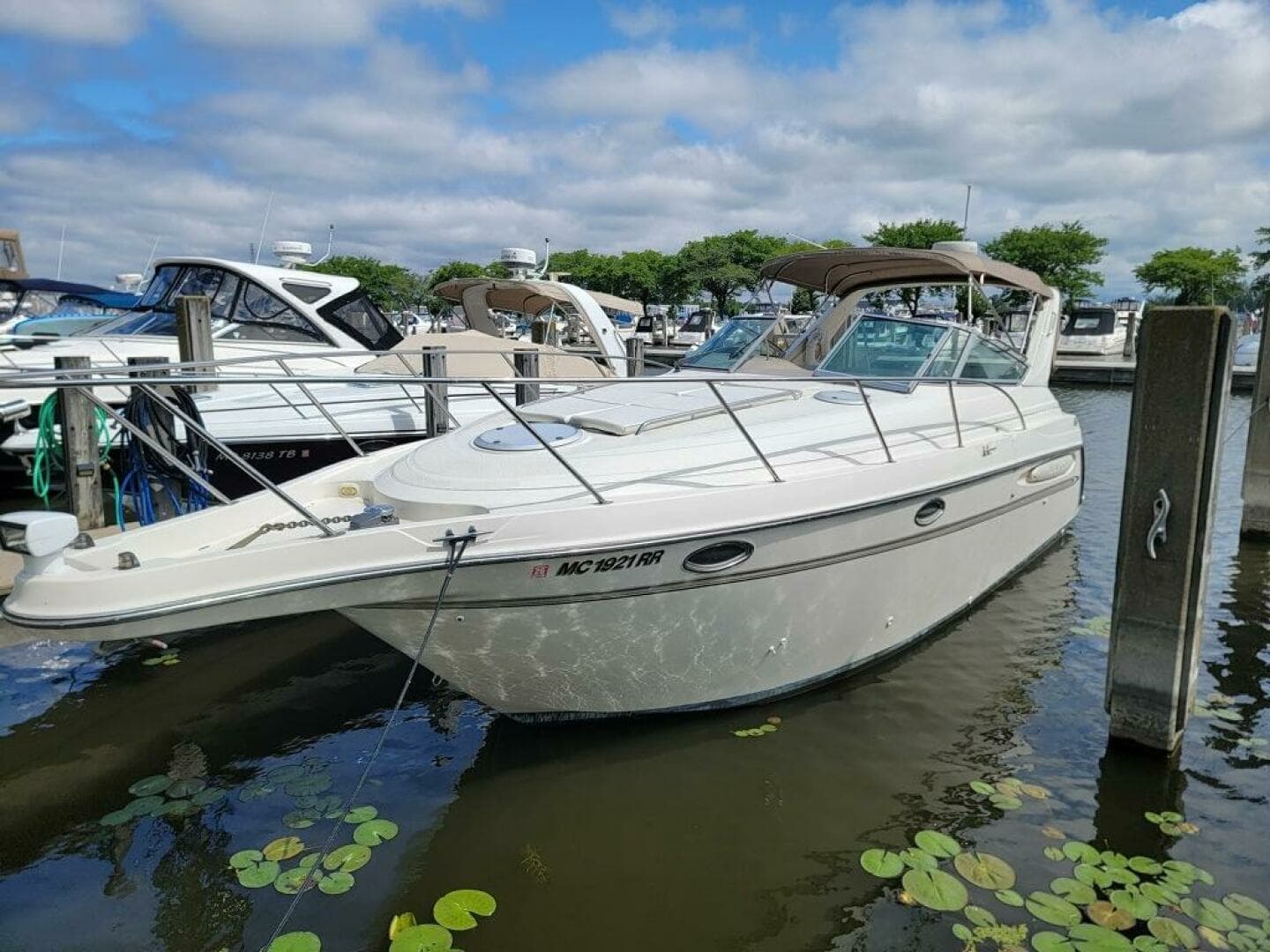 1999 Maxum 3000 SCR