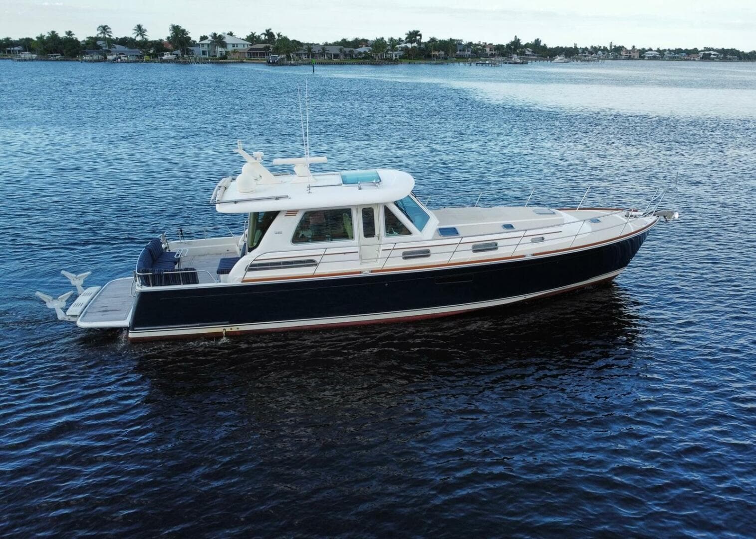 2013 Sabre 48 Salon Express