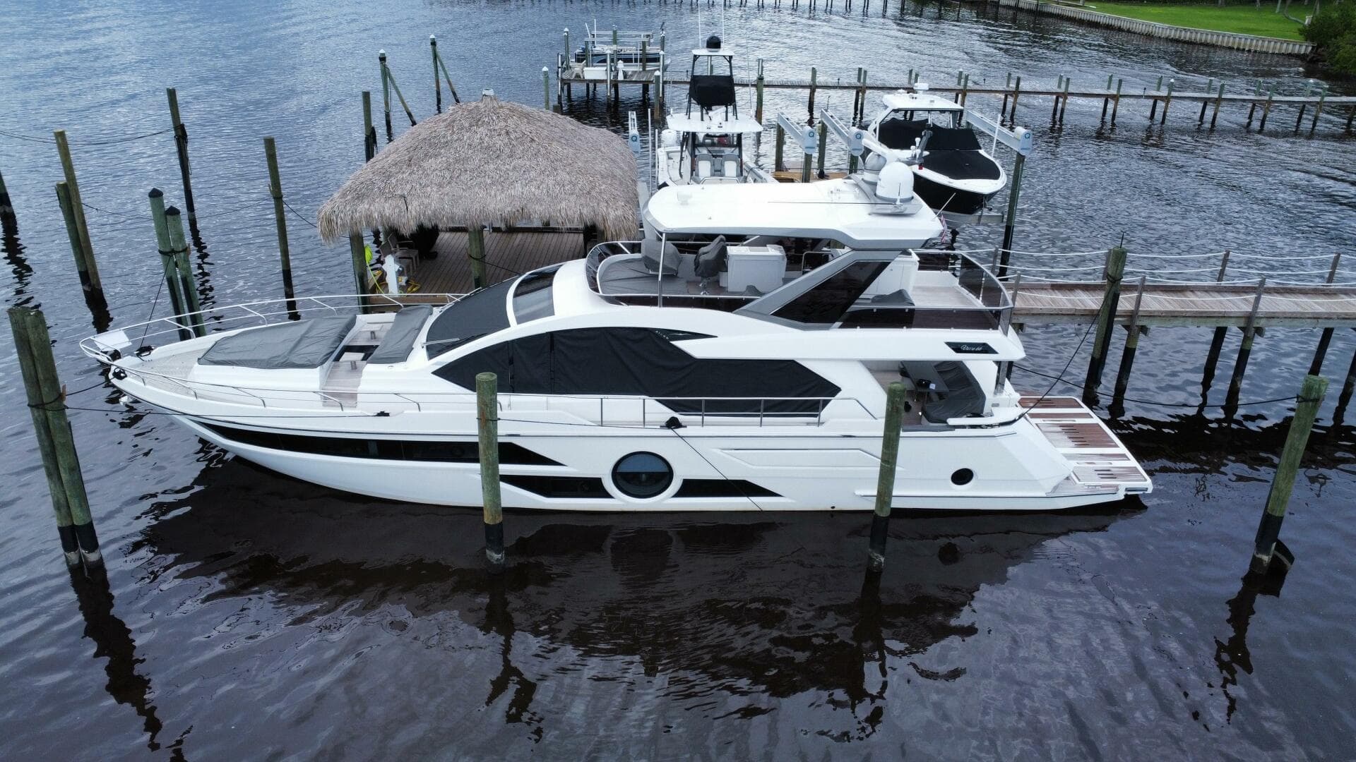 2024 Aicon 66 Vivere