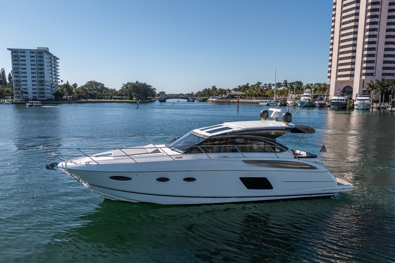 2016 Princess V48