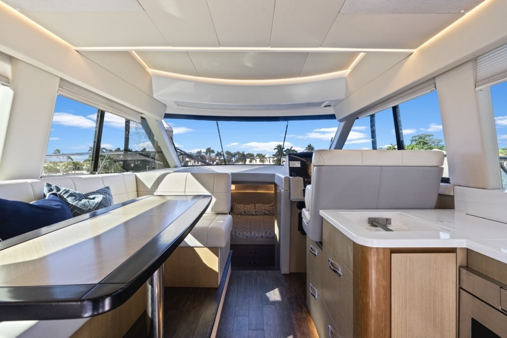 2020 Regal 42 Fly