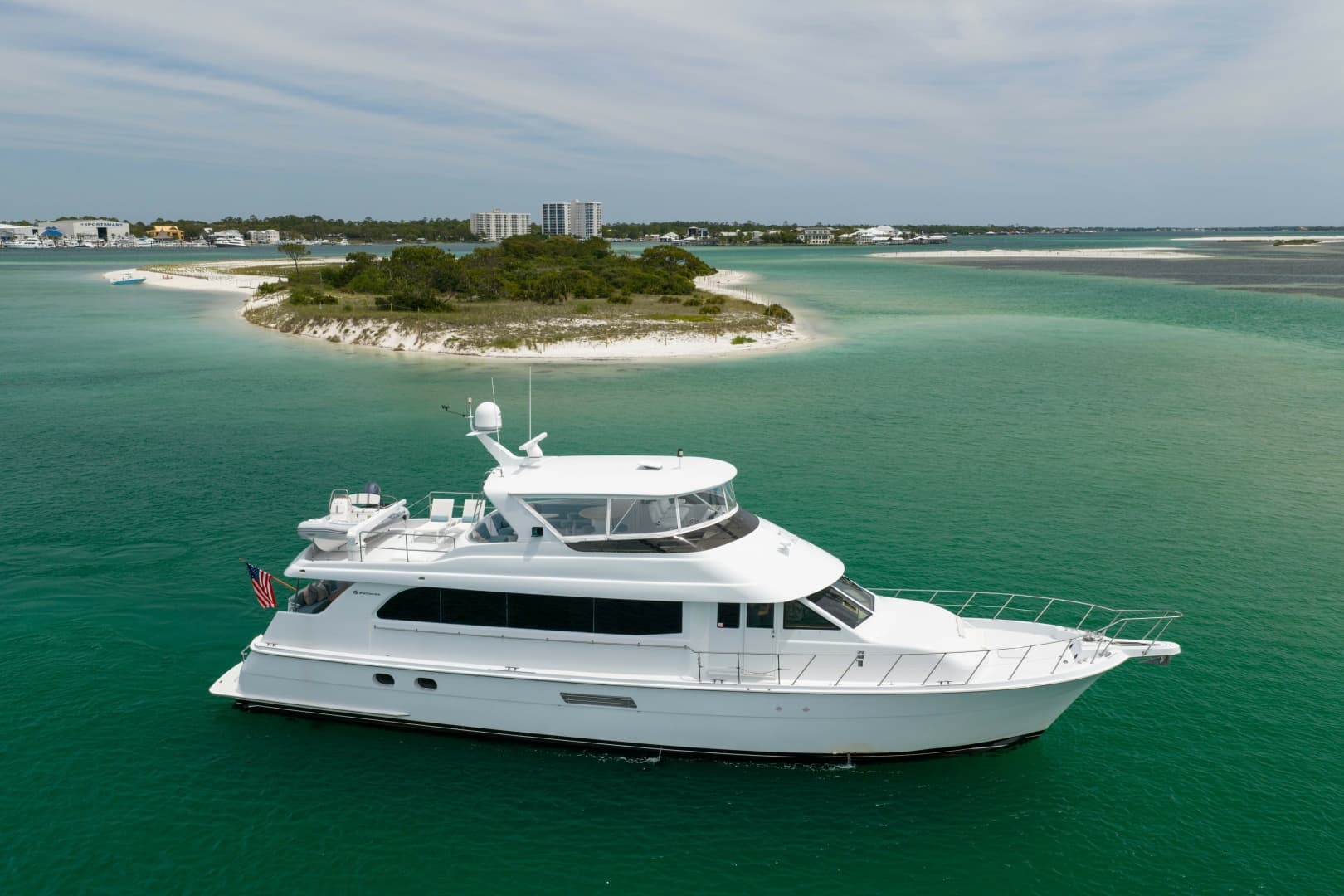 2004 Hatteras Sport Deck
