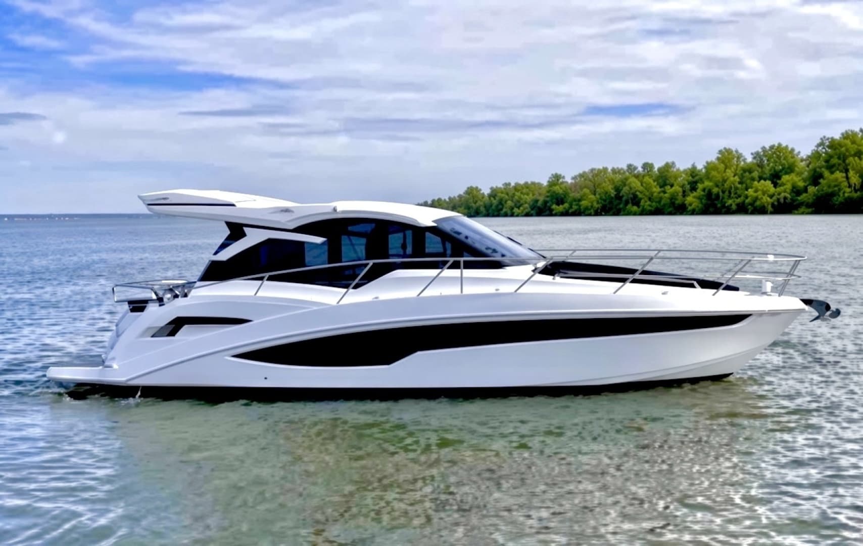 2020 Galeon 425 HTS