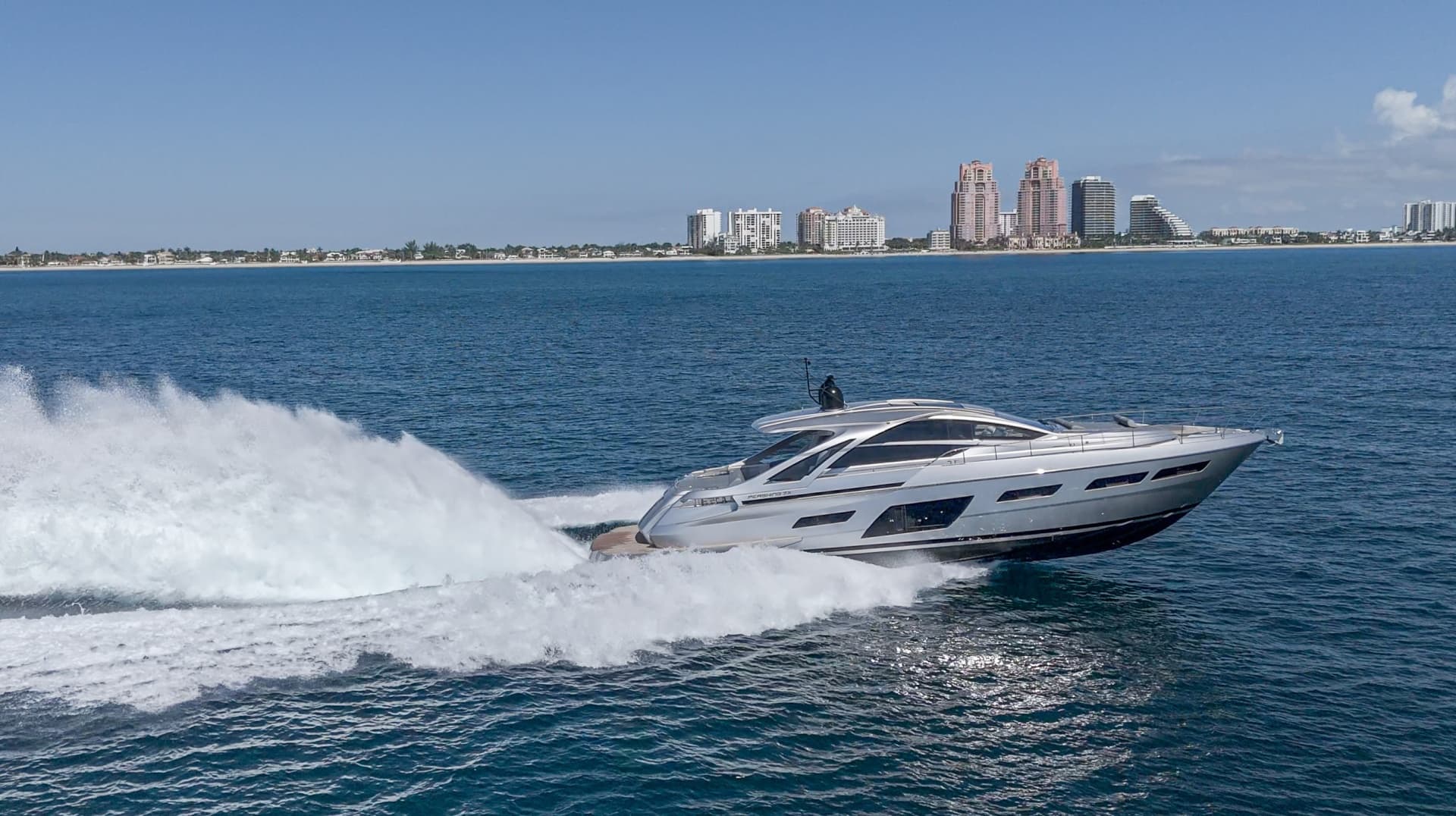 2024 Pershing 7X