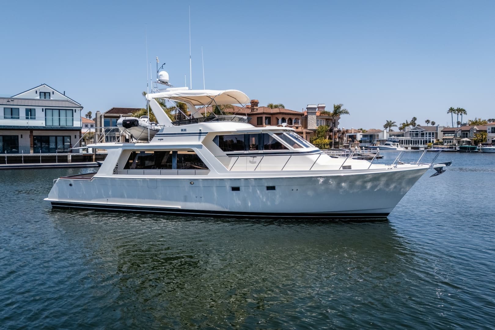 2005 Offshore Yachts Pilothouse