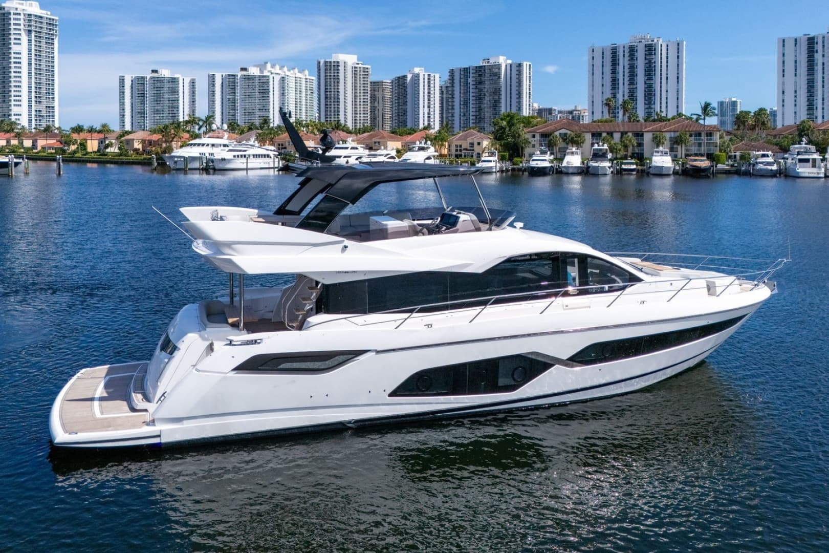 2023 Sunseeker Manhattan