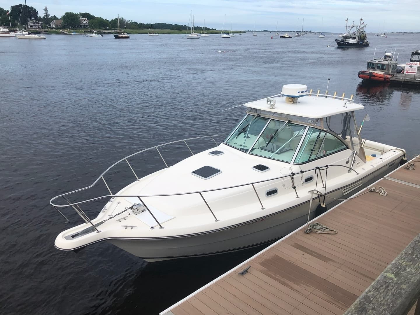 2003 Pursuit Express