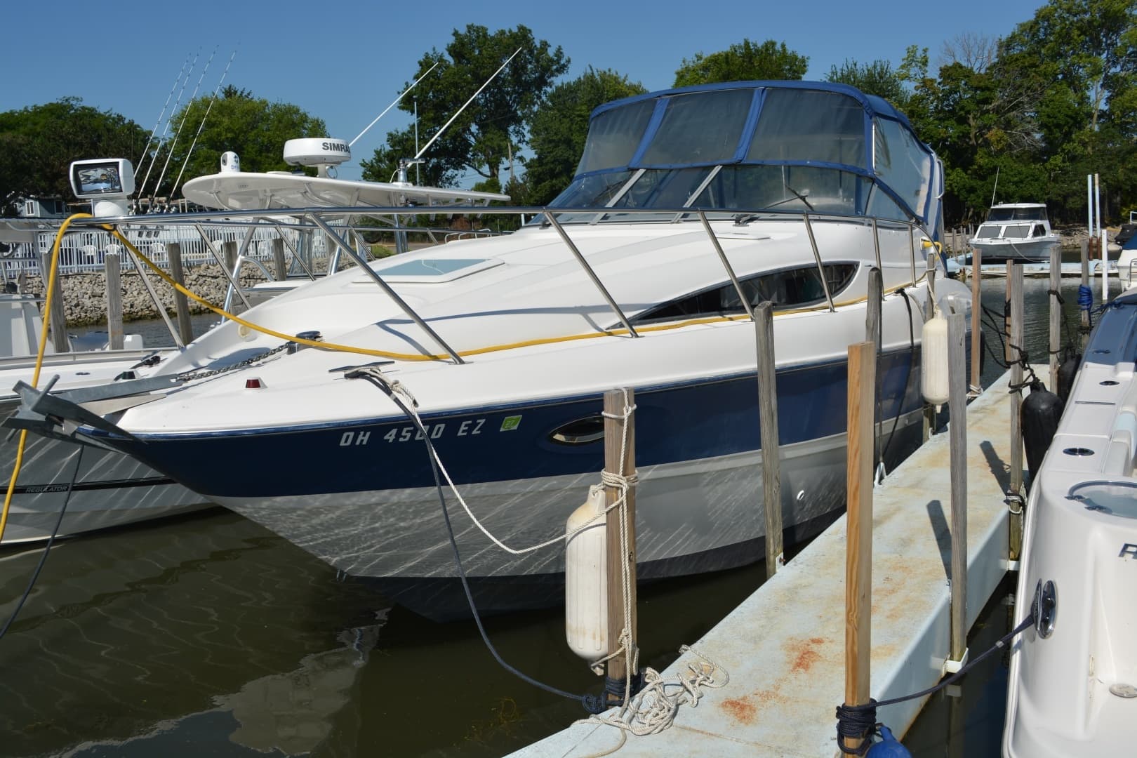 2004 Bayliner 305