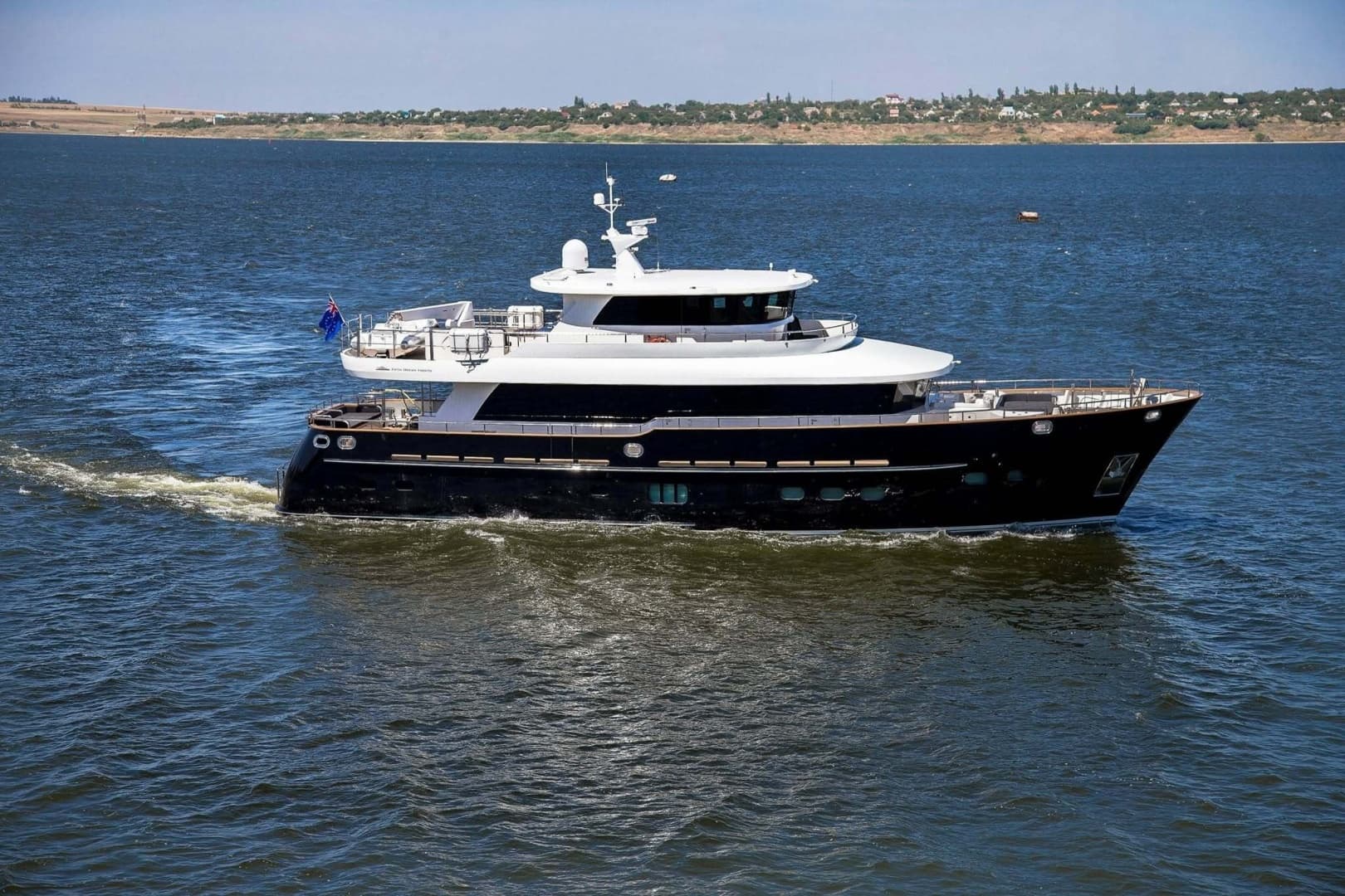 2014 Fifth Ocean Yachts Displacement Explorer