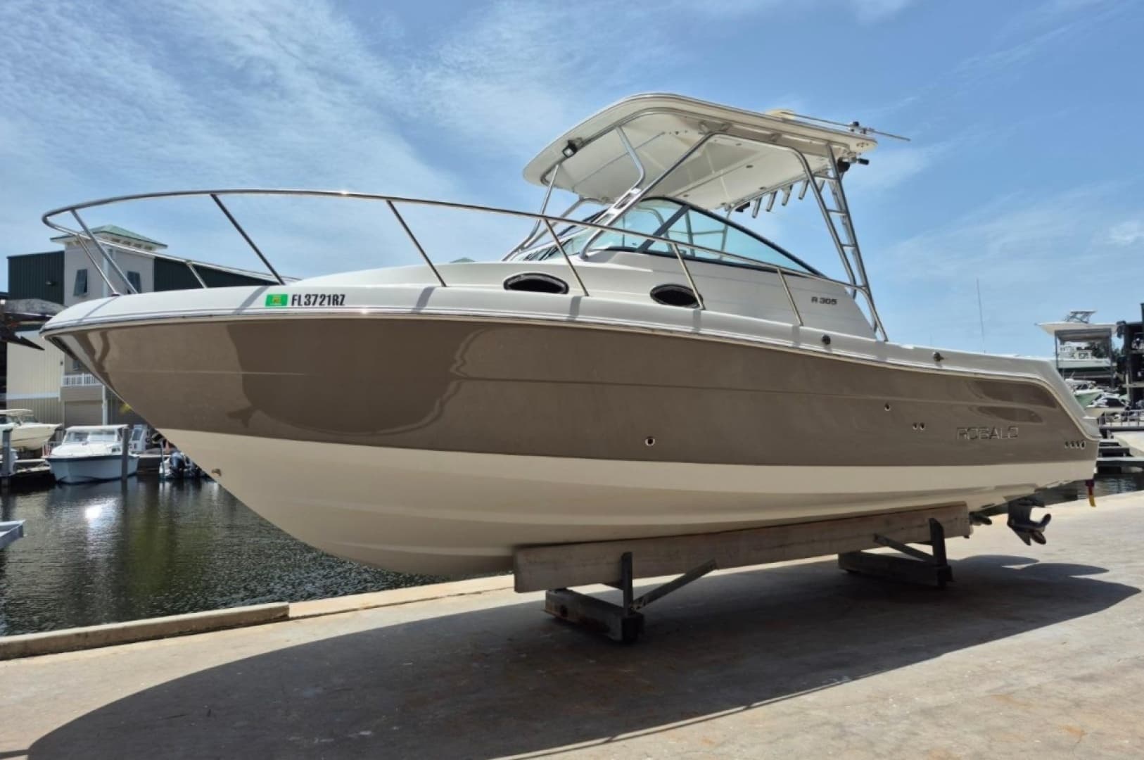 2008 Robalo R305 Walkaround