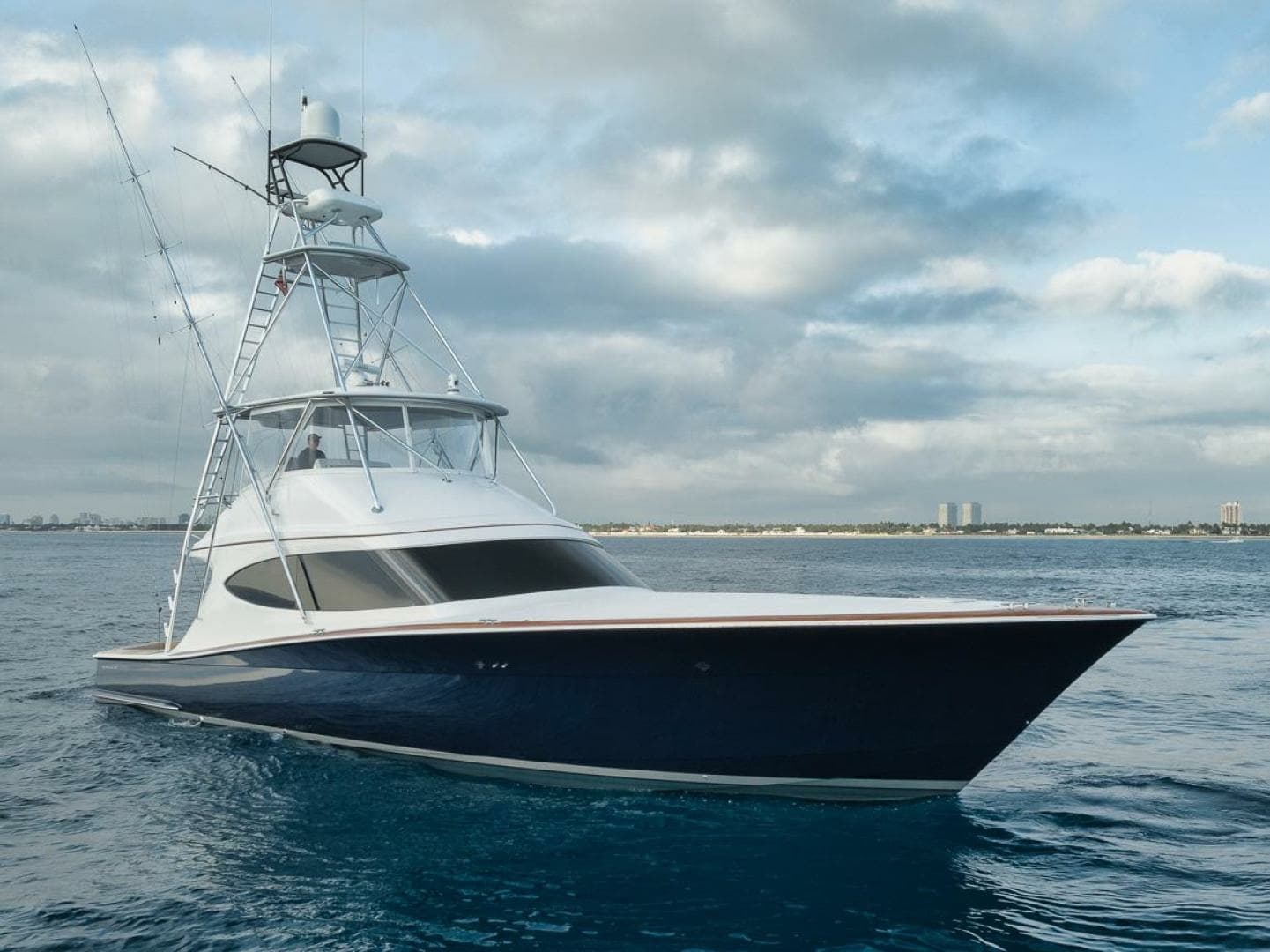 2020 Hatteras Convertible GT59