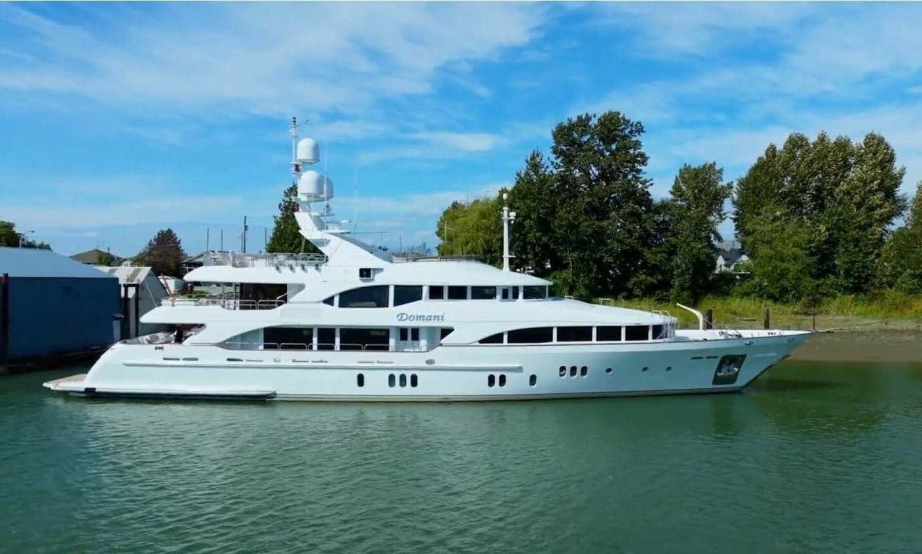 2004 Benetti 145 Vision