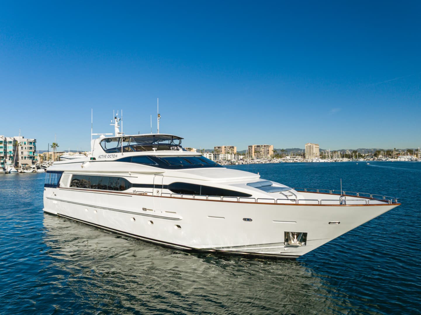 2002 Destiny 104 Raised Pilothouse