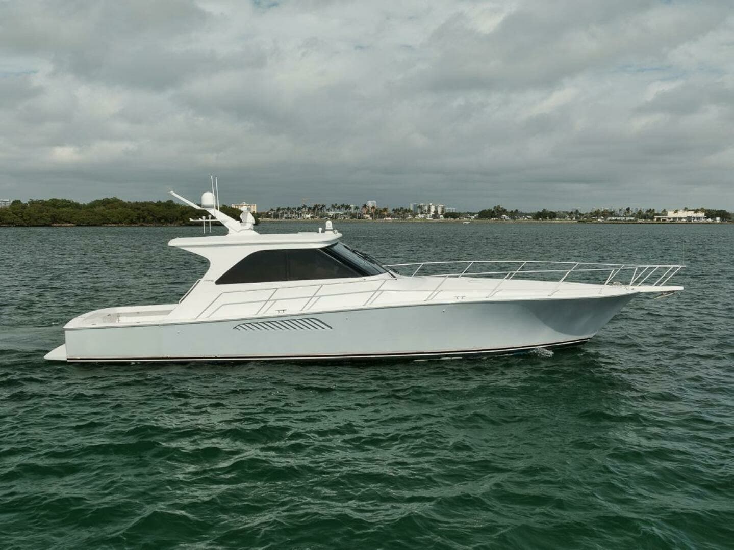 2007 Viking 52 Sport Coupe