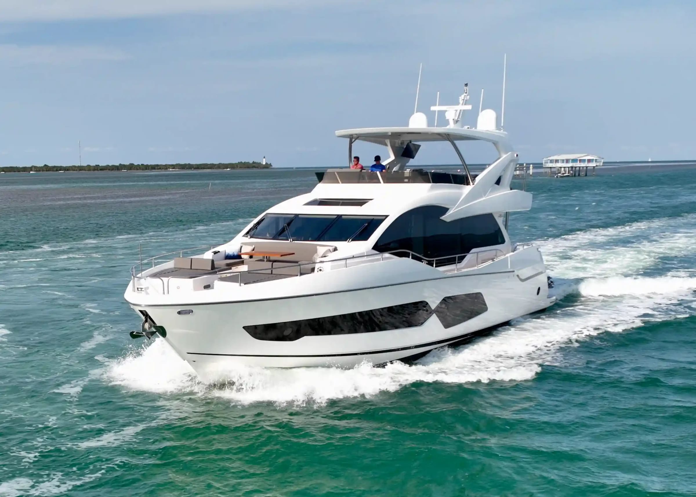 A Sunseeker 76 Yacht underway